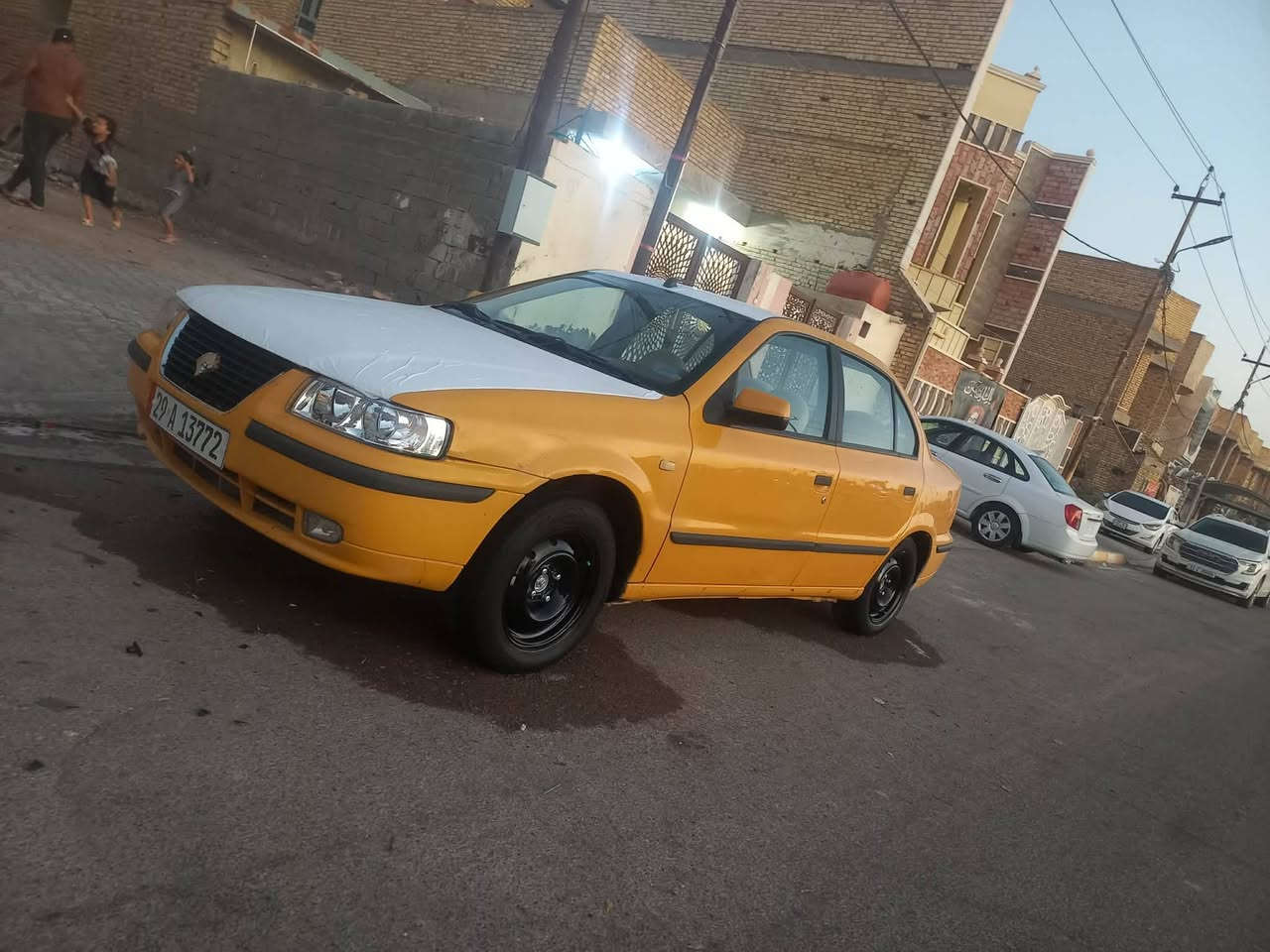 سمند 12 رقم واسط بسمي سنويه مجدده هيئه مصفره مكينه وكير مكفولات تبريد ثلج حداديه جديده مكفوله من ضربه بيها بس بنيد مصبوغ  ريمنوت شغال سياره جاهزه من كلشي سعرها 32 للاستفسار *********** مكاني كوت
