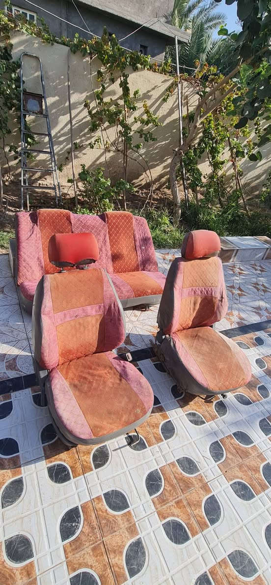 السلام عليكم كشنات سيفا ويرهم فكترا نضيفات ودوشمه جديده وسفنج جديد المكان بابل القاسم  قفل ٥٠ الاتصال ***********
