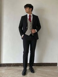 تركي • مقاس ٤٨ • نضيف ١٠٠٪