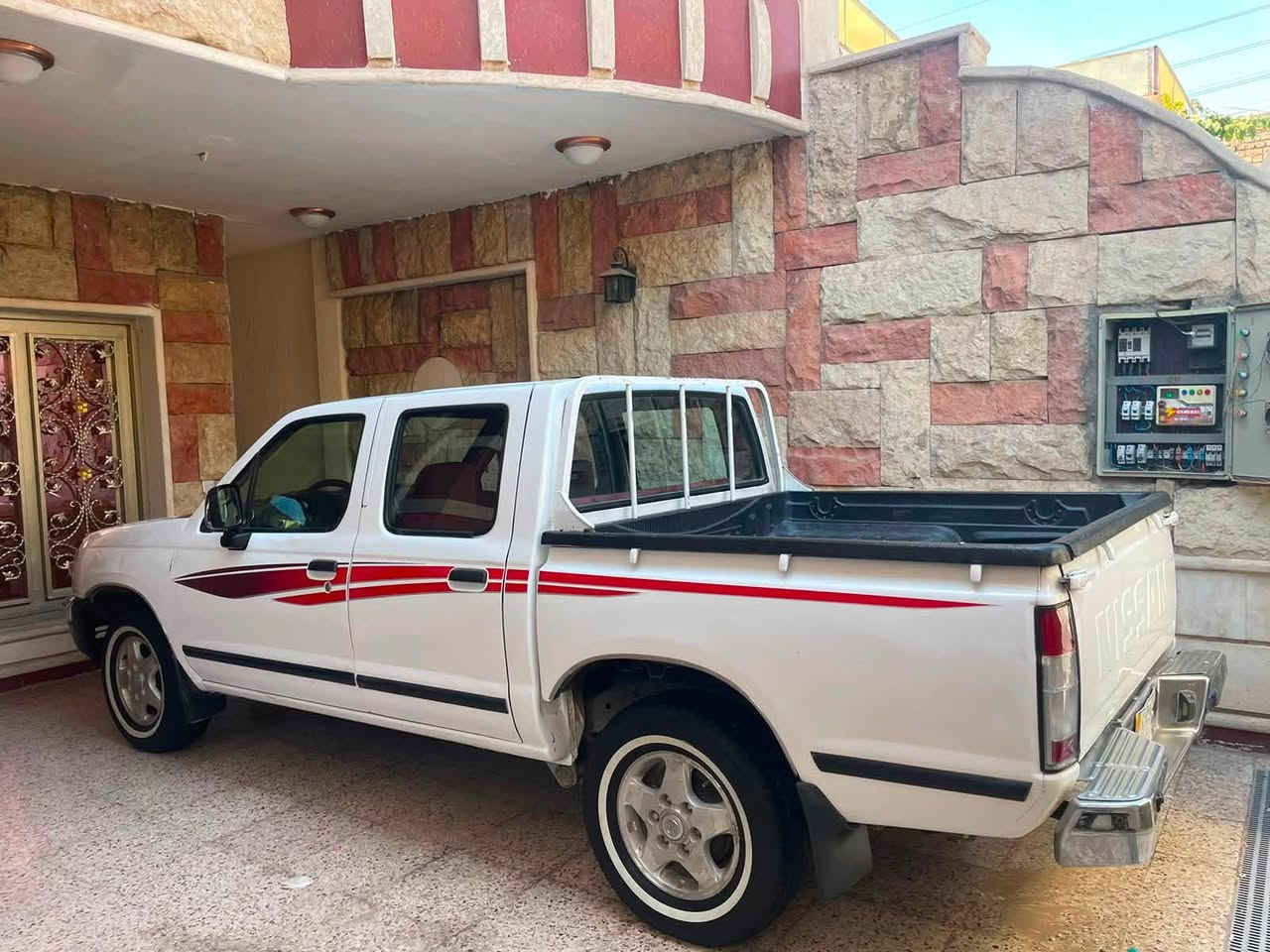 سلام عليكم
بيكم نيسان دبل قمارة موديل ٢٠٠٥
سيارة حلوه ونضيفة ومابيهة اي نقص شغل واطلع عوزه سيارة بيهة خيط تبخير بسيط وتبريد منقص غازز رقمهة ميسان مميز سياره ب اسمي ثاني يوم نحويل سعر 78 ورقة وبيهة مجال الاستفسار والاتصال*********** بي واتساب
