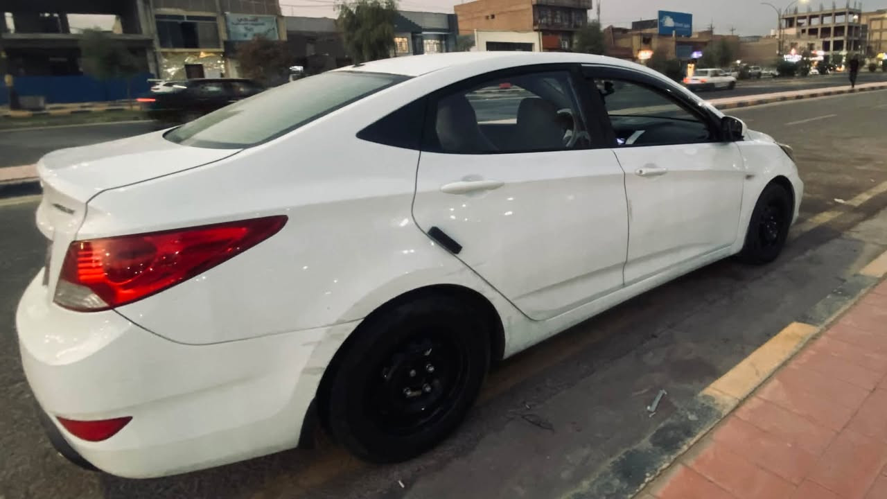 اكسنت • ٢٠١٣ • نجف