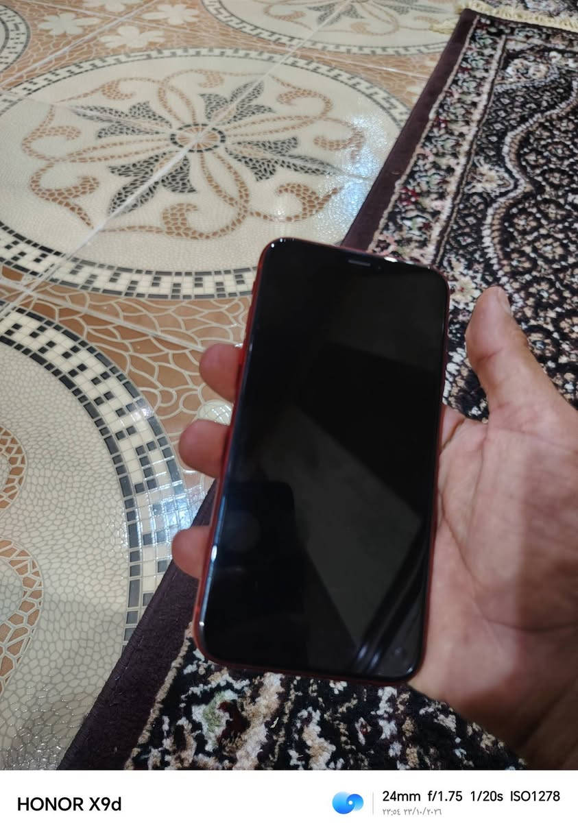 آيفون اكس ار • احمر • ٦٤