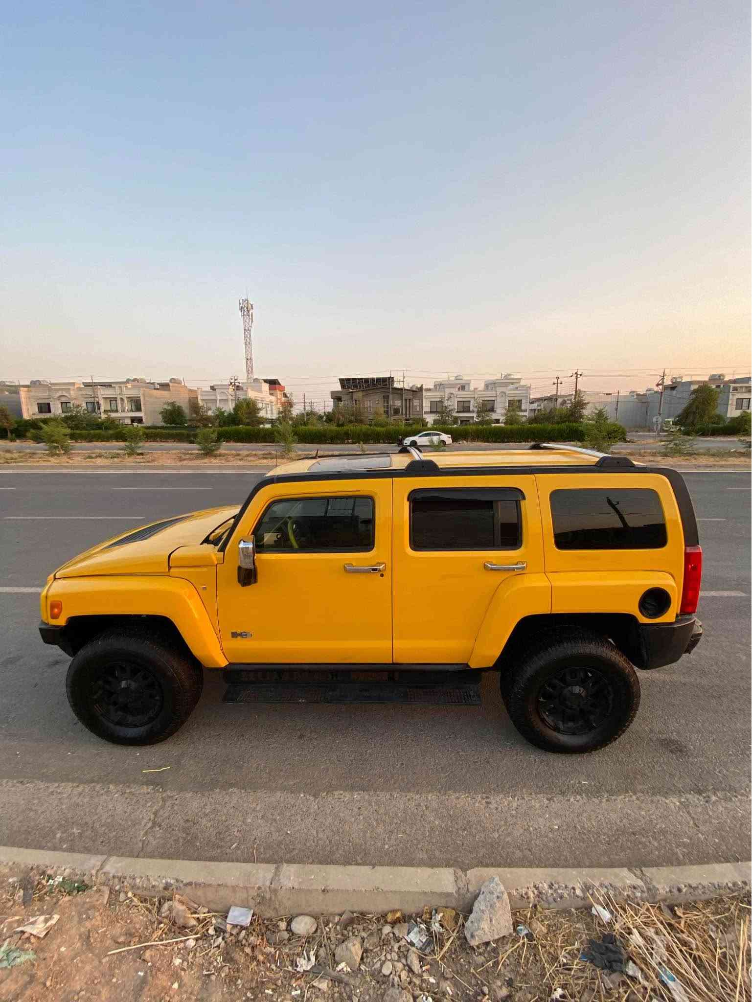 همر h 3 موديل 2007 
سعر له خوار هةمو بازار 
فول فول مواسفات سلايد كةوره دبل اكسل كوشين جلد ناو زةرد شاشه كةوره تةبريد 🧊 بةشةرت 
هةمو شتي بةشةرته رةقةم سنةوى نويه مةكينه و كير بةشةرت شوين هةولير كورينةوه و فروشتن 

همر اج ٣ موديل٢٠٠٧ 
سعر جوه سوك بيع او مراوس برقم شمالي 
فول فول مواصفات سلايد دبل اكسل تخم تاير و وياله جديد اوف رود جبلي 
شاشه جبيره كشنات جلد داخل اصفر مكينه وكير بشرط تبريد ثلج رقم سنوي جديد 
مكان اربيل 
*********** أربيل, العراق
