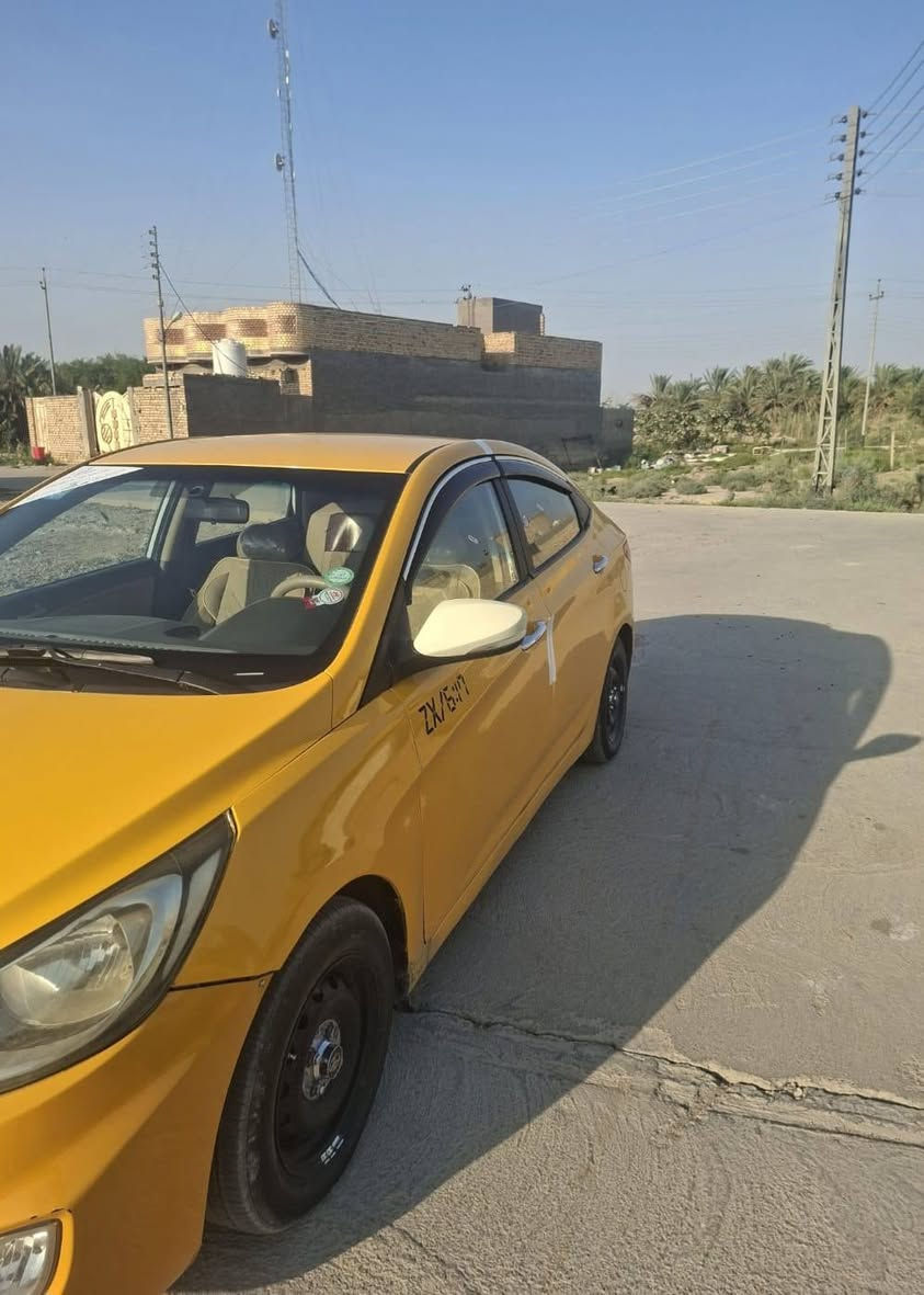 السلام عليكم اكسنت موديل 13 للبيع خليجي  مكينه 1600 بيه نفخه بالقبق اي استفسار اتصل او مراسله ***********  مكاني ناصرية الغراف السعر 70وبيه مجال
