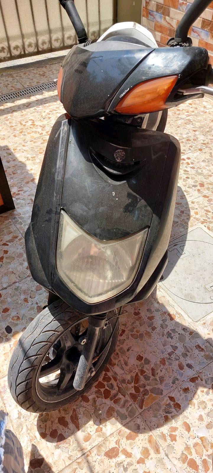 دراجه للبيع في بغداد جديده 
دراجه نضيفه يحتاج بس غسله دهن جديد او نضيفه 
***********