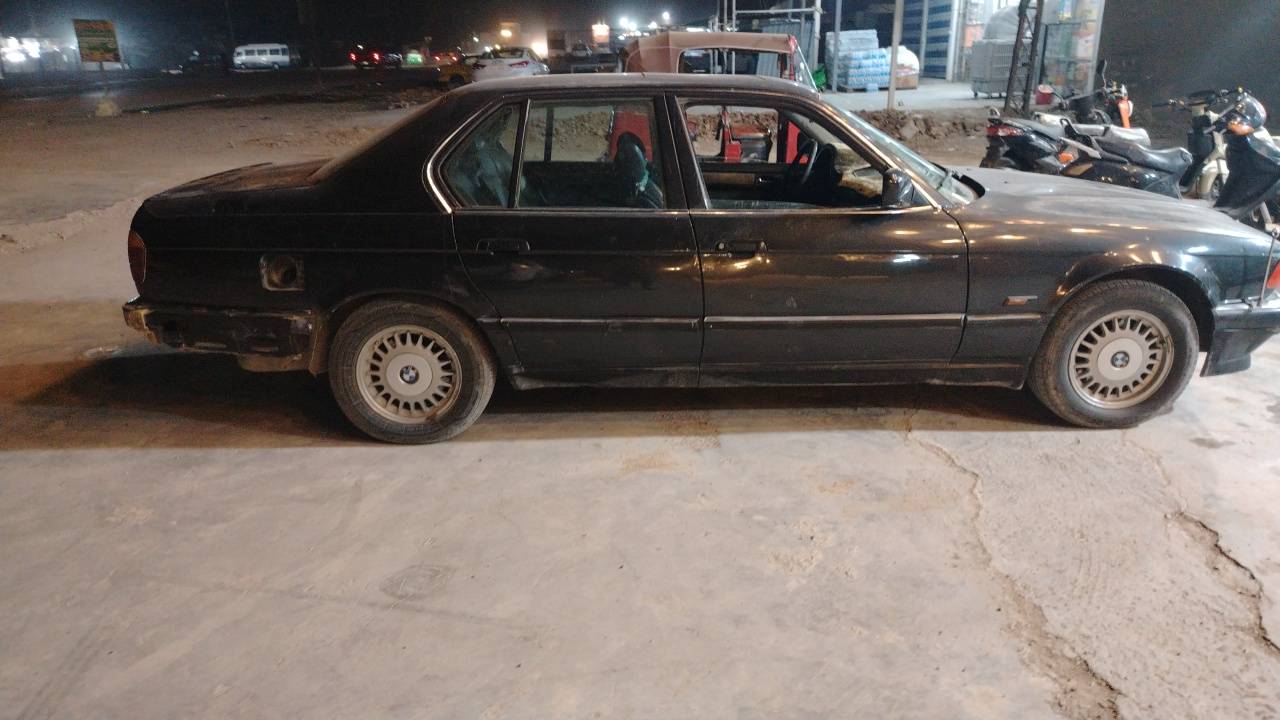 بي ام دبليو 735 • ١٩٩١ • بغداد