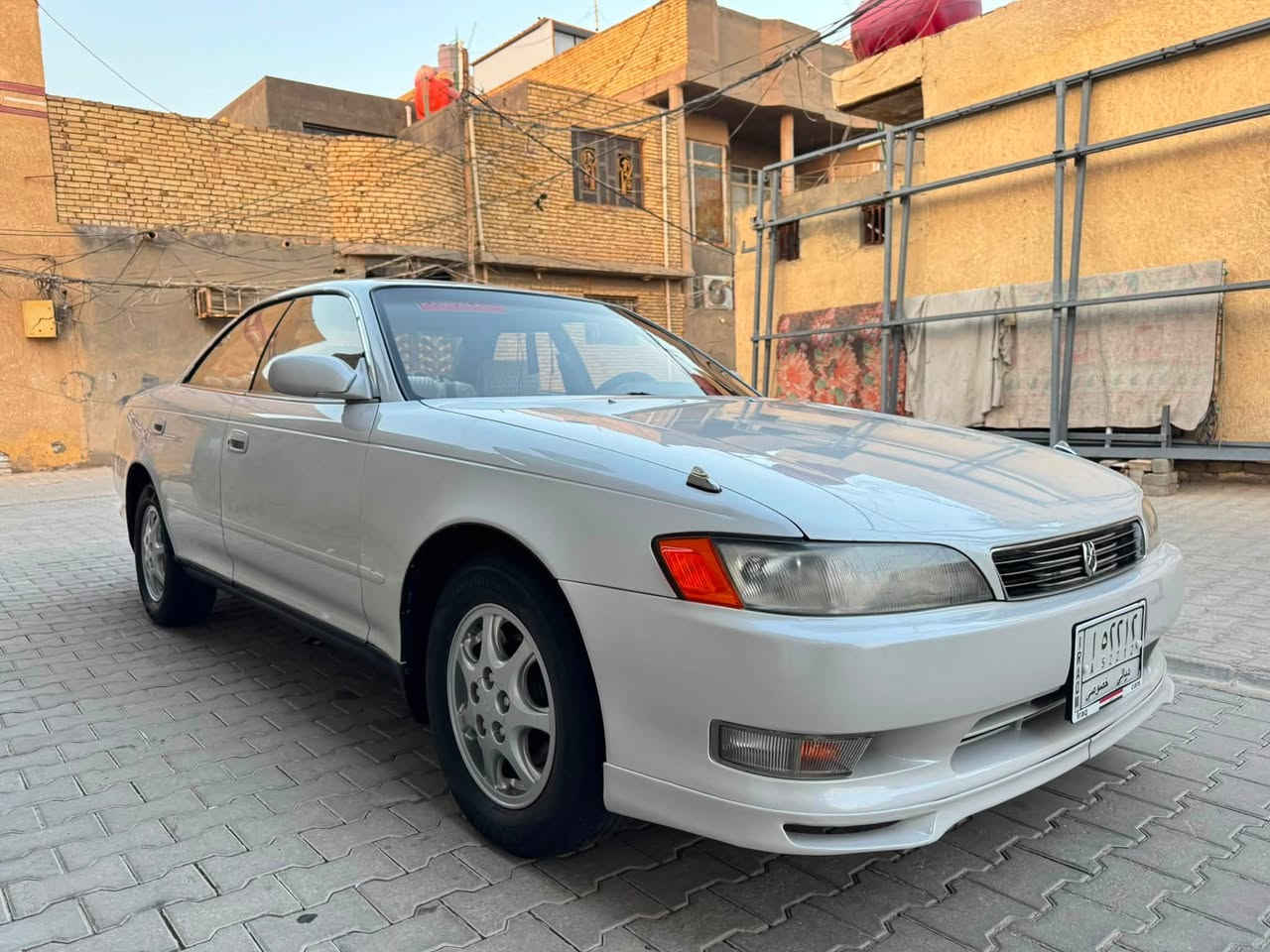 مارك نفخ لون لؤلؤي موديل 1993 أصل رقم ديالى سنويه جديدة شرط التحويل مكينة وكير 2500جدد كهربائيات كلهه شغاله تبريد ثلج حداديه جديده أمام خلفي تخم تاير جديد مكفوله من الكص والظربه والنقل الجثه والصبغ كفاله عامه سياره بلاديه وجاهزه بدون نقص مكان السياره السماوه
 الرقم ***********
