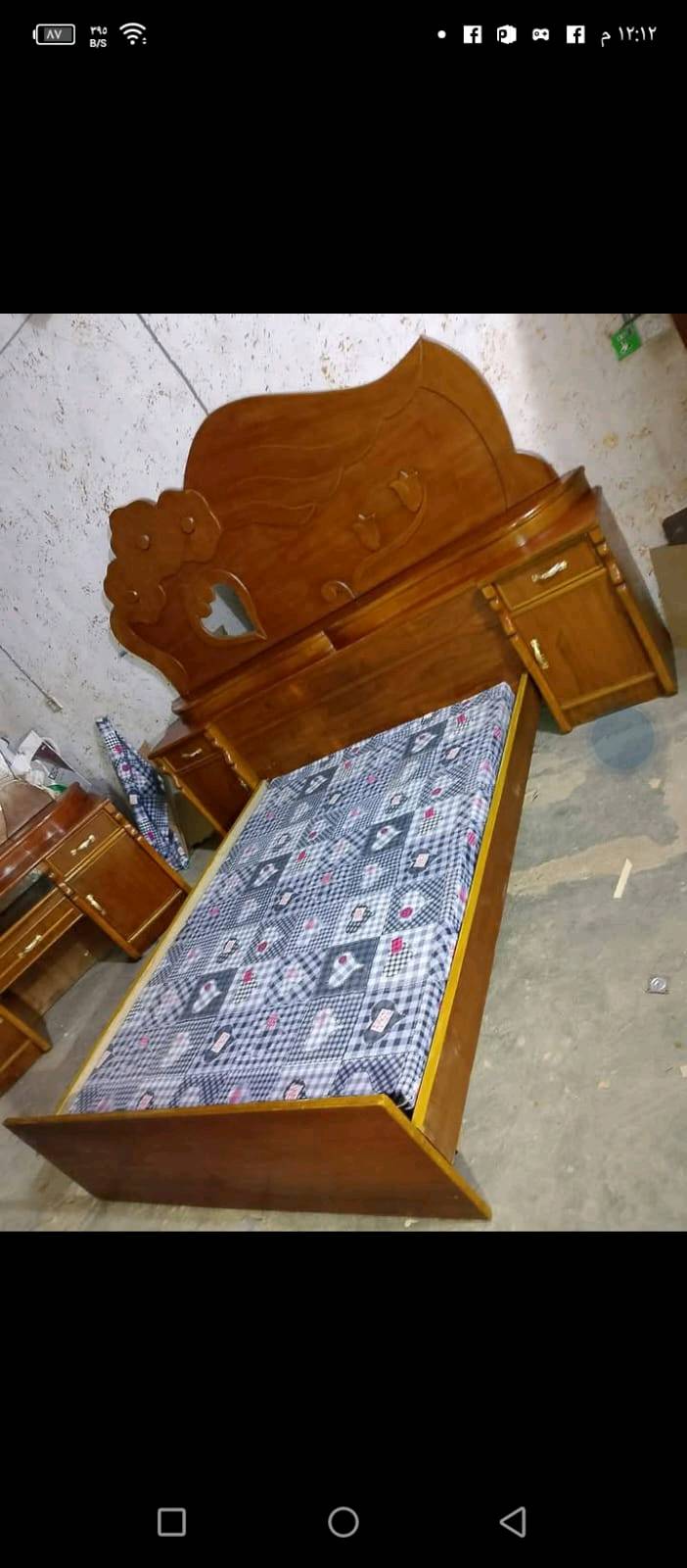 لبيع غرفه نوم العنوان بغداد الرئاسه
السعر 450 بيها مجال رقم الهاتف ***********