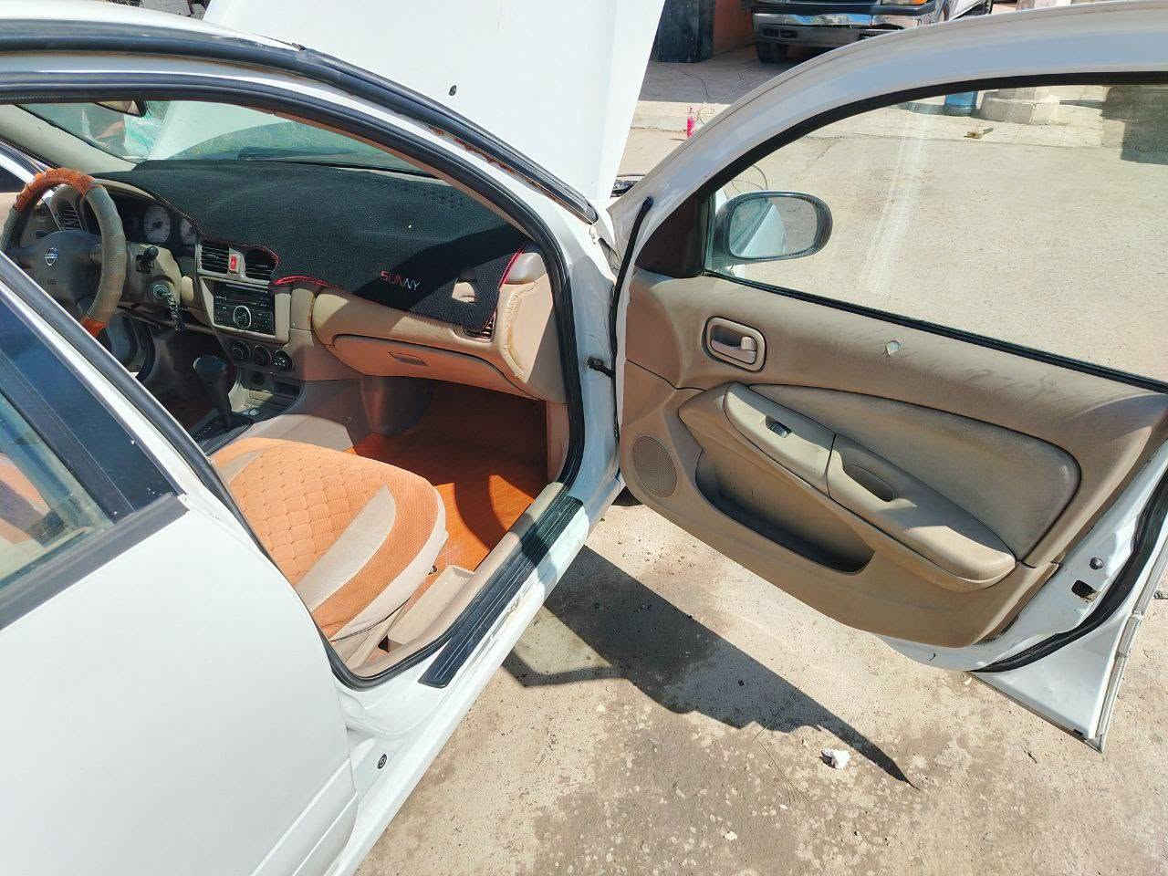 نيسان صني • ٢٠١٠ • فول اوتوماتيك