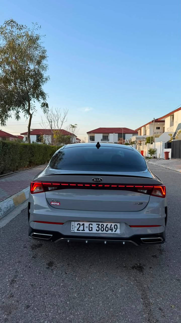 Kia k5 Gt-line للبيع
🚘 للبيع Kia K5 2021 GT Line 🔥

المواصفات:
• موديل 2021
• GT Line
• محرك 1.6 Turbo
• بصمة تشغيل بعد 
• دخول ذكي وترحيب
• Apple CarPlay / Android Auto
• كاميرا خلفية
• حساسات أمامية وخلفية
• مثبت سرعة
• تحكم بالمقود
• تحكم كهربائي بالمقاعد
• مقاعد جلد احمر
• فتحة سقف بانوراما
• إضاءة LED

الضرر: بيها خمس قطع قطعتين مبدل بلاد ابيعلك السياره حزام
ماشي 118km الف 
✨ السيارة نظيفة ومعتنى بيها 

💰 السعر: [137 ورقة] وبي مجال 
📞 للتواصل: [***********] واتساب او ماسنجر
