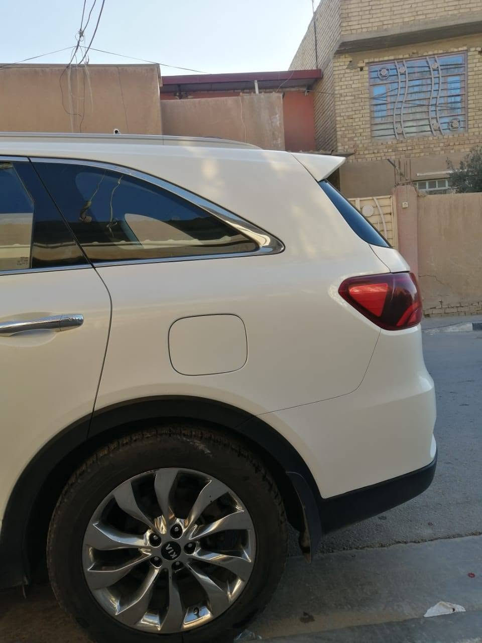 سورينتو ٢٠٢٠ • ابيض • ٦ سلندر