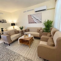 قنفات • ٧ مقاعد • زيونه
