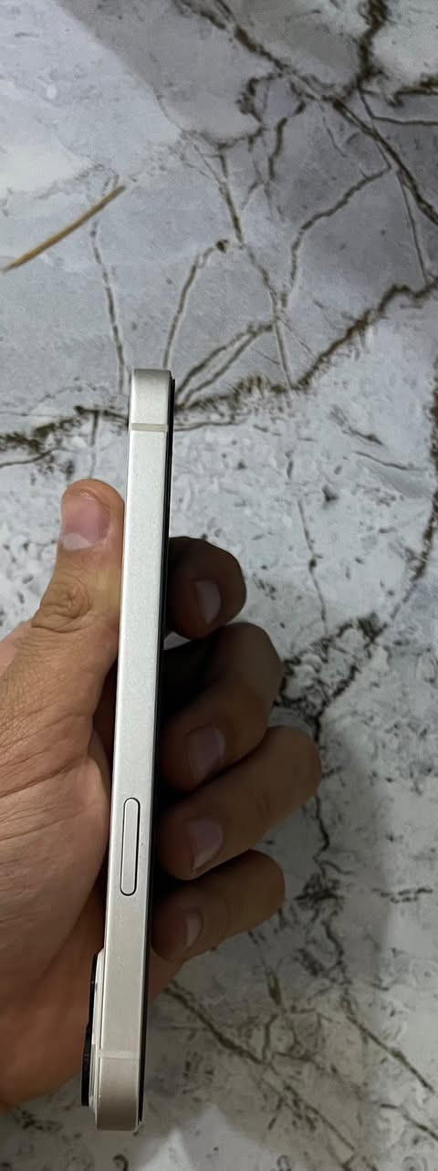 ايفون 13 عادي جهاز نضيف مستبدل بطاريه اصليه فقط الباقي كله جديد بس بطاريه مبدل ذاكره 128
جهاز دبل خط☎️☎️ 
العنوان بغداد ابوغريب 

الاستفسار ‪***********‬📞
***********📞
