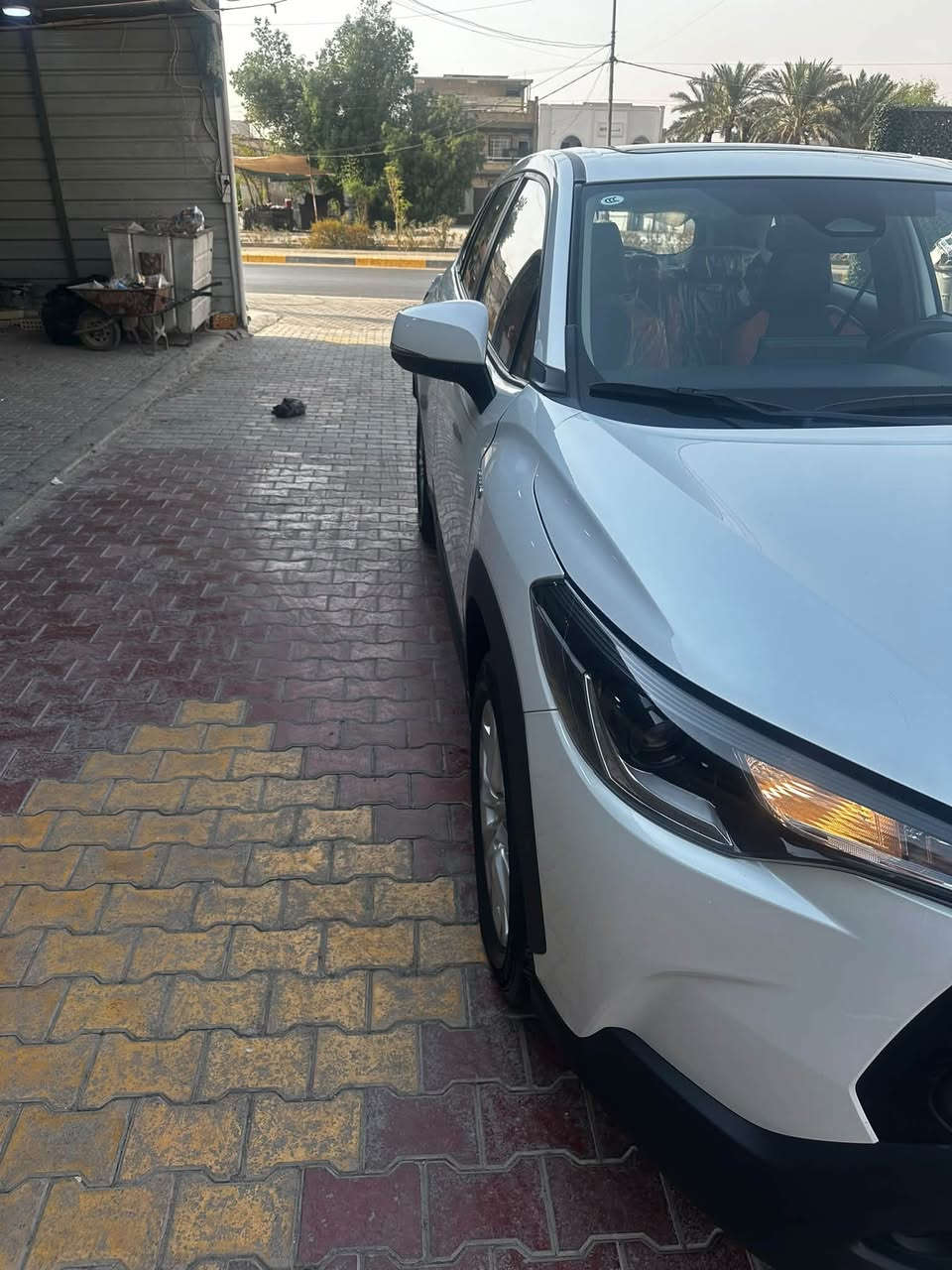 السلام عليكم كورلا كروز موديل 2024داخل احمر فتحه قطعتين تبريد السياره فول عده كشن كهرباء ماشيه 32السياره مكفوله كفاله عامه لاصبغ ولا فتح بيها اربع أصابع بي دي ار. بلباب من جوه غيره ماكو السياره جديده حيل السعر 173وبيها مجال بكان السياره بغداد البياع حي الرساله رقم الهاتف ***********تحويل مباشر
