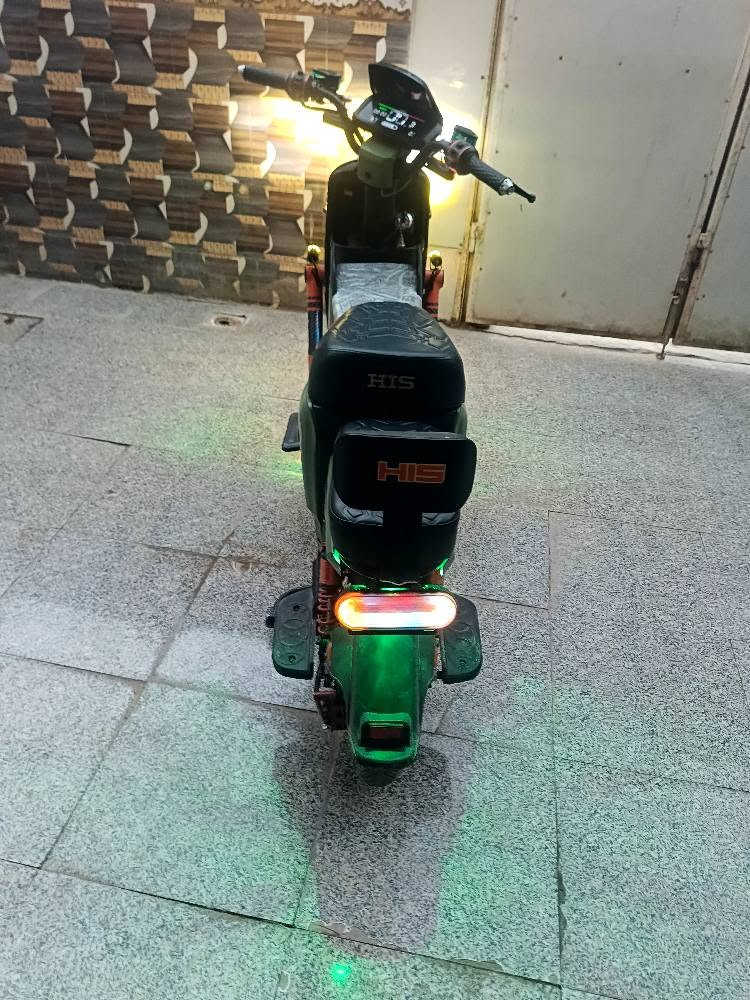 دراجه R9 MAX شحن للبيع سعره 500 وبيه مجال  التفاصيل كامله خاص او اتصال *********** عمارة, ميسان
