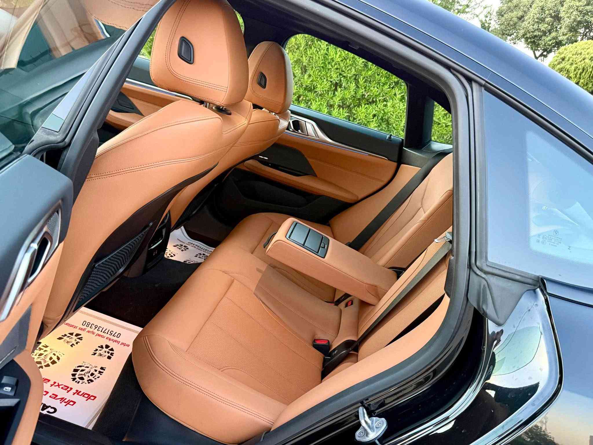 للبيع | BMW i4 eDrive35 كهربائية

 BMW i4 — فخامة ألمانية، أداء رياضي، وقيادة كهربائية مميزة.

BMW i4 eDrive35 
🔹 اللون: أسود
🔹 الممشى: 9 الف ميل
🔹 سنة الصنع:2024
🔹 المحرك: كهربائي بالكامل ⚡
🔹 القوة: 286 حصان
🔹 مدى قيادة يصل إلى 483 كم حسب معيار WLTP

⭐ المواصفات:

✔️ دفع خلفي
✔️ فتحه سقف
✔️ تصميم رياضي فاخر
✔️ تسارع قوي وأداء مميز
✔️ شاشة داخلية عصرية
✔️ نظام ملاحة وترفيه متطور
✔️ والعديد من الإضافات الأخرى

🔧 حالة السيارة:

✅ بدون صبغ 
✅ بدون أيرباك جميع الأيرباكات أصليه

🔑 رقم الشاصي:
WBY43AW03RFS63517

💰 السعر: 31000 $
‎💬 قابل للتفاوض بعد المعاينة

📍 الموقع: أربيل

📞 للاستفسار والتواصل: [***********]
واتساب / اتصال / فايبر أربيل, العراق
