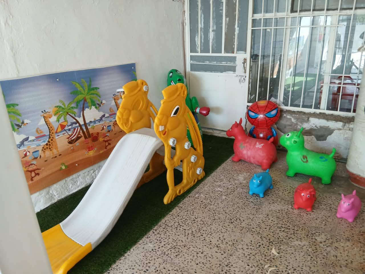 اعلان
بدت التسجيل في روضة 
صدفة انجي الاهليه 

سفرات ترفهية
 ونشاطات رياضية  داخل الروضة 
الروضة مجهزة بل كاميرات  
اوقات الدوام شفتين 
صباحي ومسائي
لمزيد من المعلومات 
الاتصال بل رقم 
*********** 

سفرات ترفيهيه 
النفر 60 الف
خصم خاص للاخوة  100

العنوان 
كركوك . سايدين حي النصر 
.شارع المركز العروبة
 . مقابل مخزن ابو يوسف
