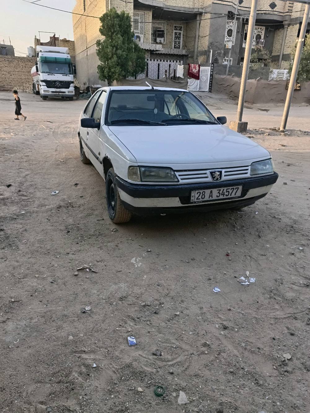 بيجو 405 موديل. 2010 كير ومكينه مكفول حديدهها مكفول من الضربه والتبديل رقم نجف انكليزي للتواصل  السعر 30 وبيها مجال ***********
وين موقع السيارة هسه بأي محافظة/منطقة؟: 
النجف النداء