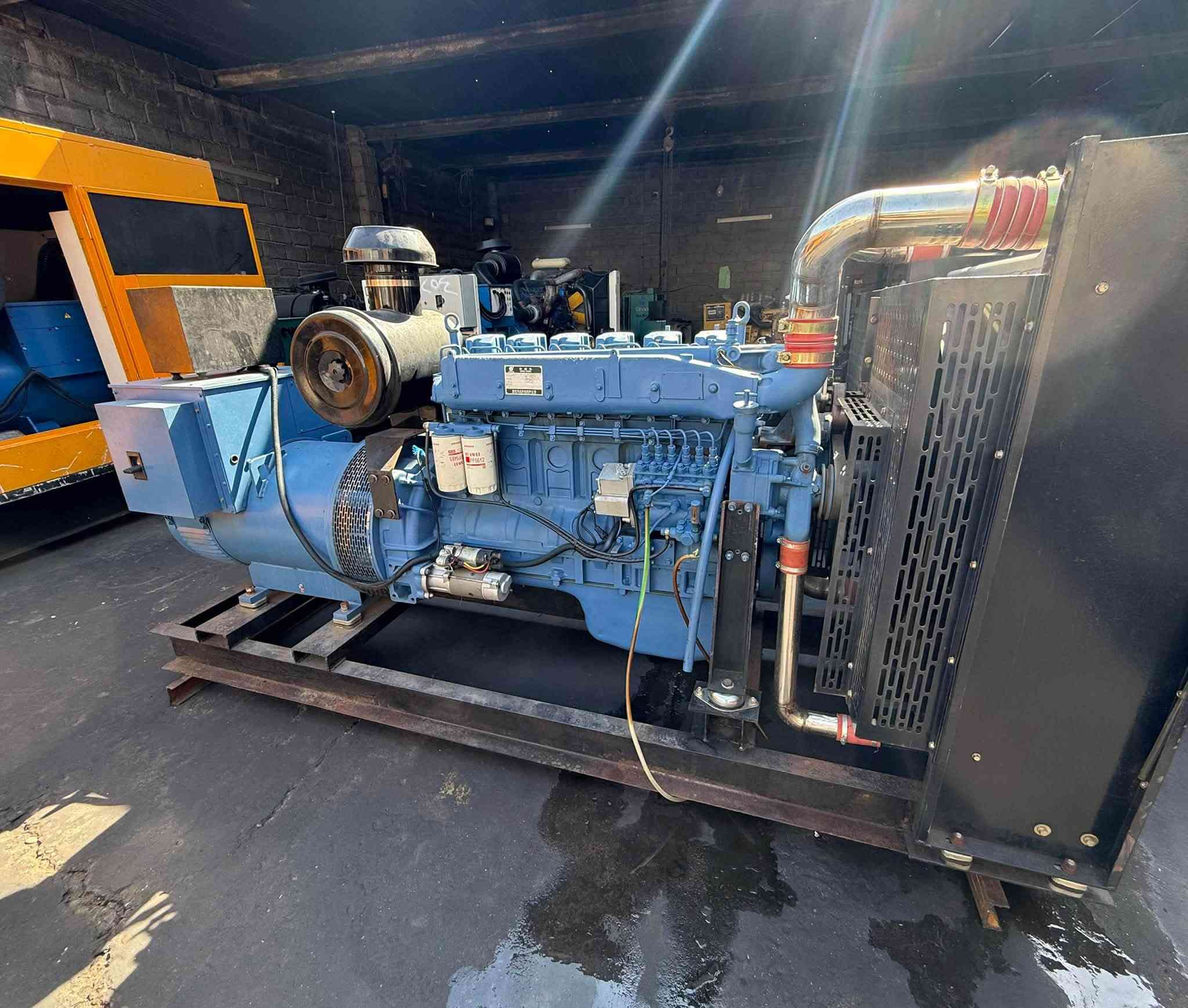السلام عليكم
شتاير 375kva زيرو 
نظام اوتو حمايه فول اوتماتيك
وضع بلاد شركة  
أربيل صناعه جنوبيه 
نظام اوتو حمايه فول اوتماتيك
وضع بلاد شركة  
🚚يوجد توصيل الى جميع المحافظات وبضمان🚚
🚚كياندن هةية بو هةموو شاركان بةكرينتى🚚
 للاستفسار:
 ابو علي 
***********
***********
***********
