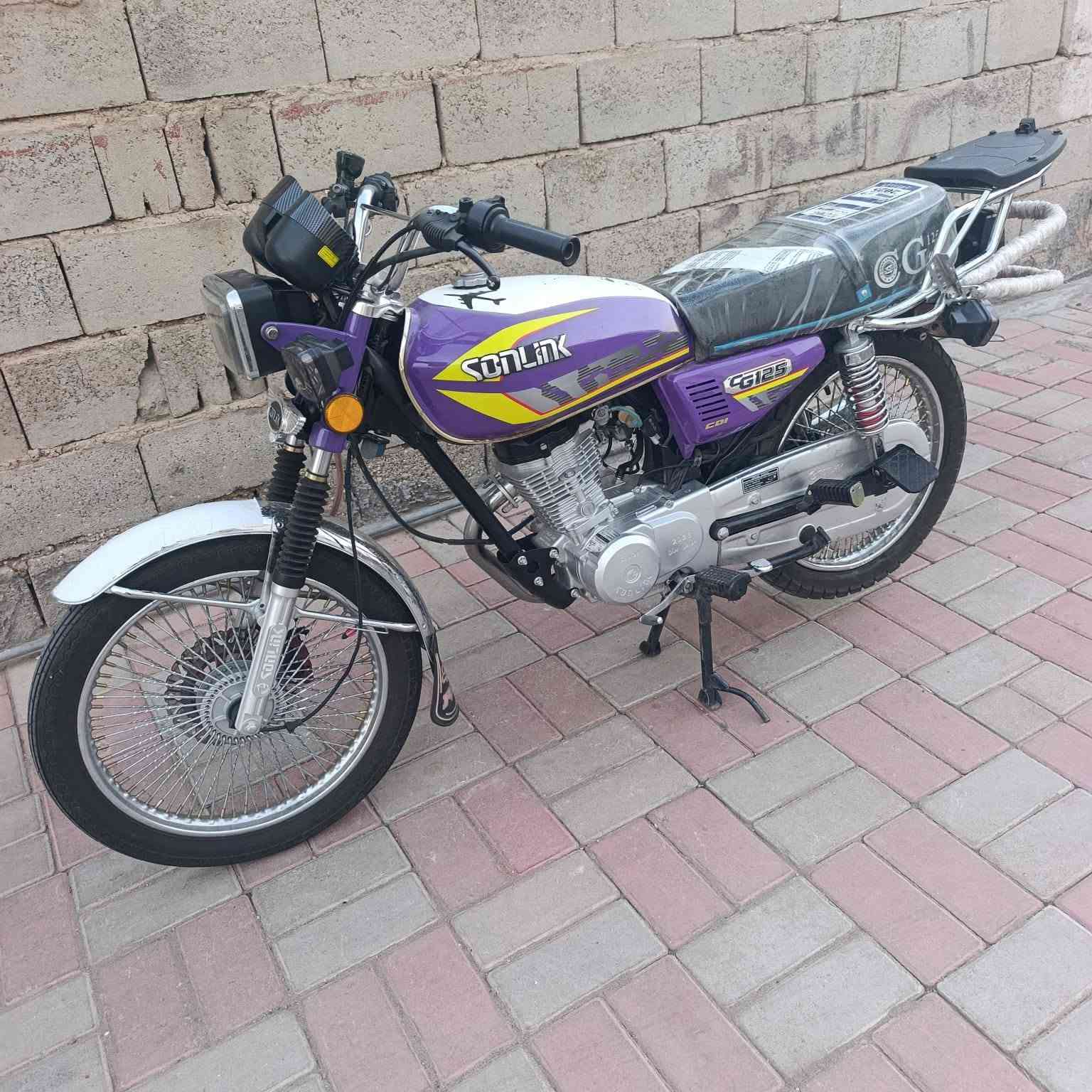 السلام عليكم دراجه تايكر موديل 2025 / 5 كير / دراجه بحالة الوكاله انضف منل صور / كهربائياات كلها شغاله محركها صبانه ممدود عليها / بلاديه ونشاط ومعدل مشهود الها / سعرها / 825 وبيها مجال / ***********

