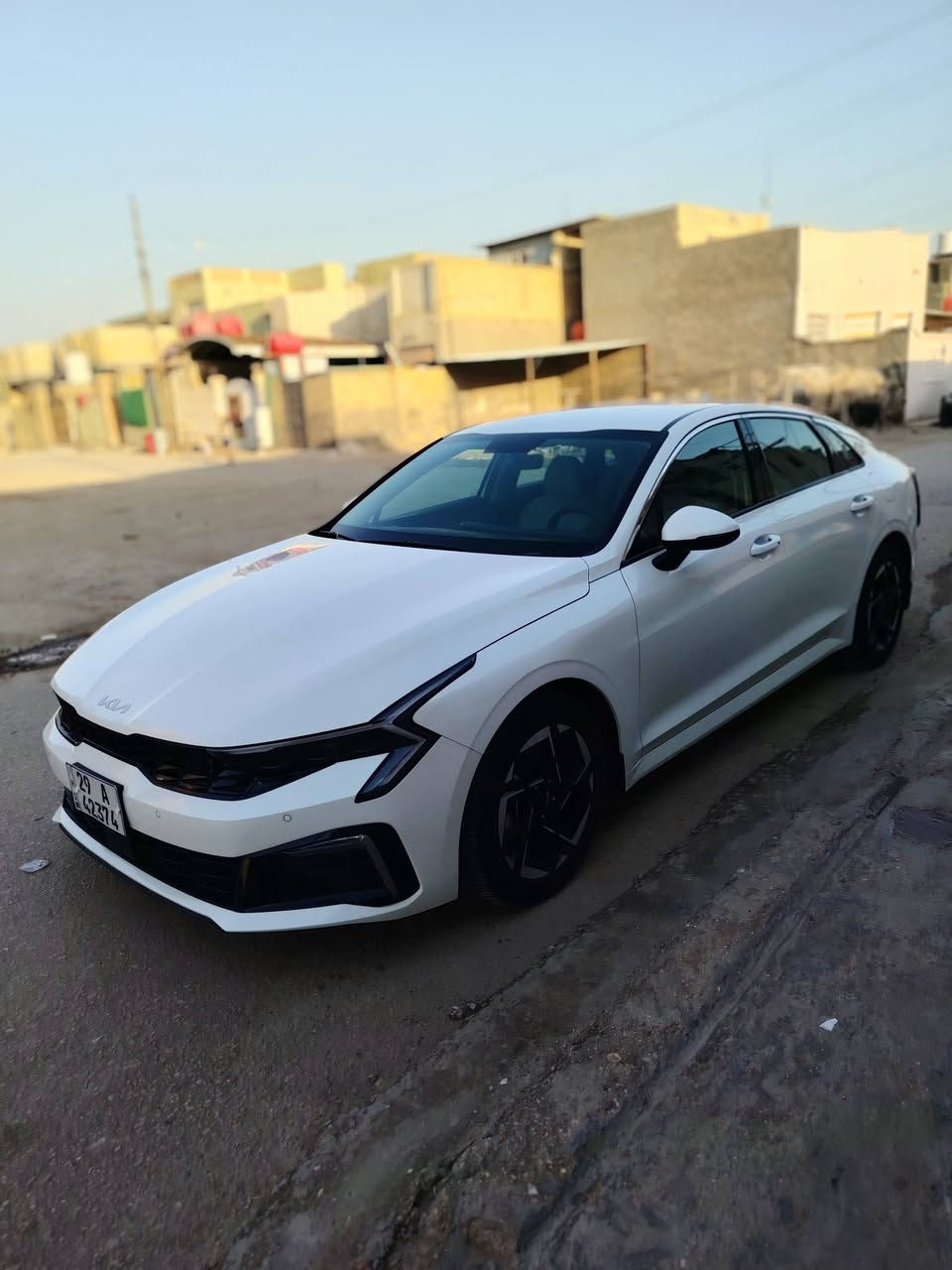 سلام عليكم كيا فايف موديل 24 مكفول كفاله عامه فول مواصفات مكينه2500  ماعد البنرامه تشغيل عن بعد كشنات كهربائي تبريد قطعتين الاستفسار على هذا الرقم ***********
