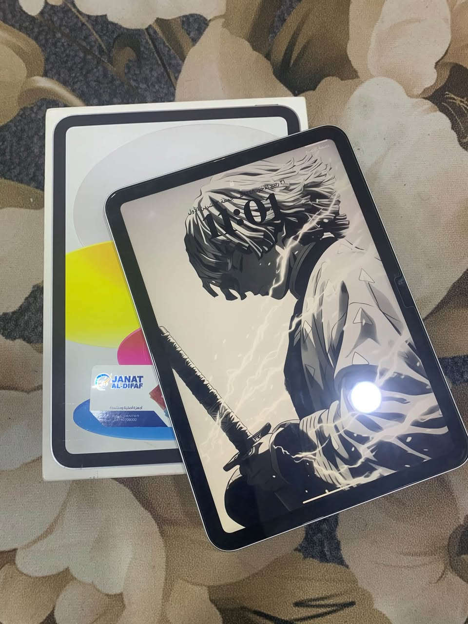 ايباد 11 معالج A16 
بطاريه 93
كامل ملحقاته مع لاصق شاشه اصلي 
زلغ ما بي مكفول من كل شيء 
سعره 540 بي مجال 
*********** 
مكاني بصره
