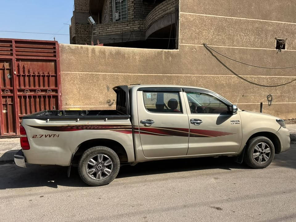هايلكس • ٢٠١٢ • اوتوماتيك