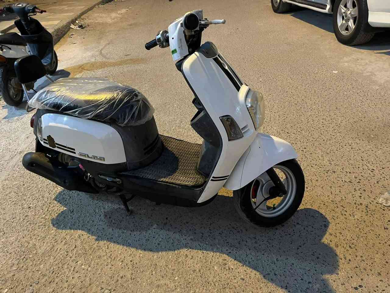 بوليس • جديد • شهرين