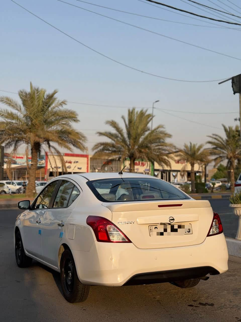 السلام عليكم للبيع نيسان سني ٢٠٢٥  رقم اربيل تحويل مباشر السياره كفاله عامه من الصبغ والتبديل والبارد شاشه كامره خلفيه حساسات تحكم ستيرن كروس سرعه قطعتين تبريد بلاجكتور بلادي 4 جام كهرباء سستم سماعات 4 السياره جديده كل نقص ما بيهه مكان السياره بغداد 
السعر (١٢٢) 
للاستفسار 
***********
