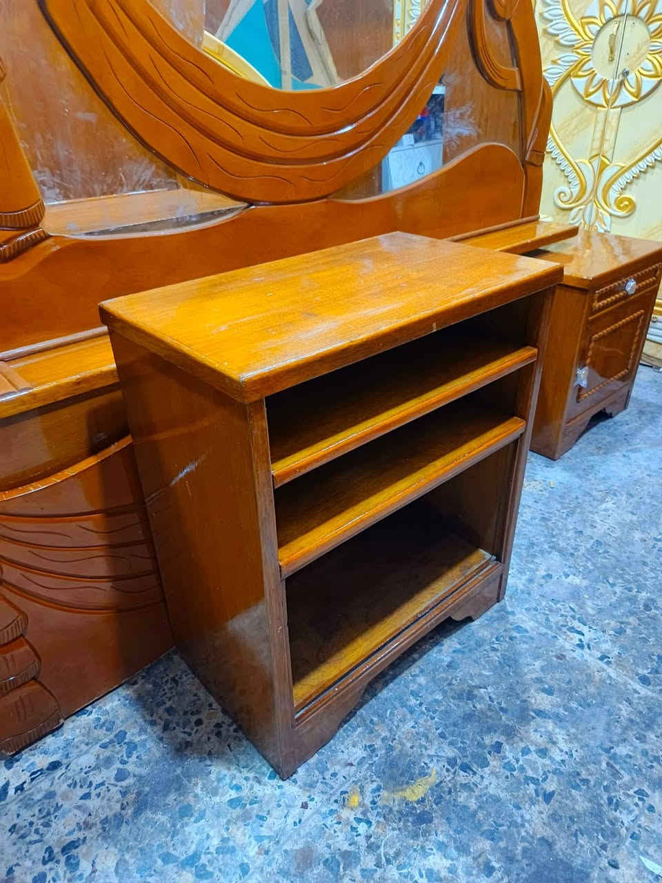 💗غرفه صاج  عراقي مستخدم 
6 باب
 نظافة 80/ 💯
 السعر   650💸💎
شد ونقل🪛 داخل بغداد 🚛 مجاني

نص مكتوب في الصور:
- اثاث ان
- ***********٢ / ***********