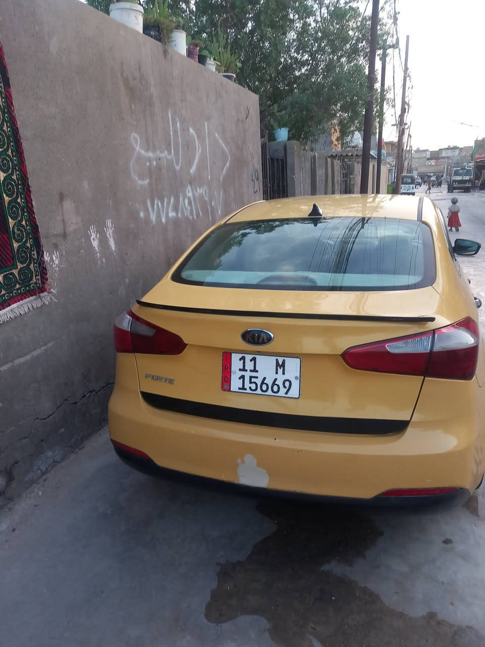 سلام عليكم عندي فورتي موديل ١٦سياره حلوه اريد مراوس بكيه ***********
