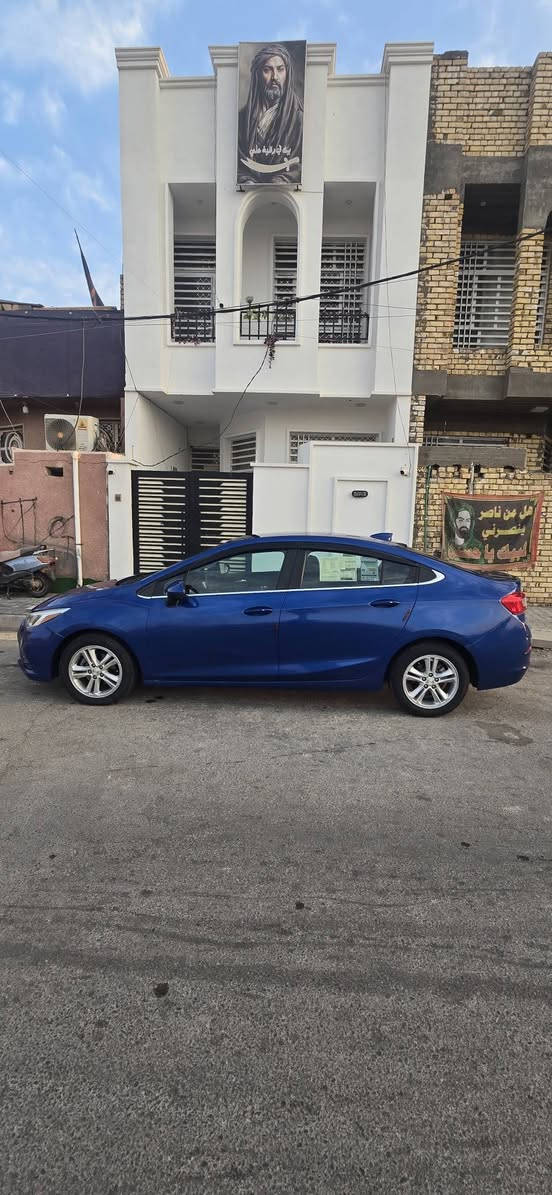تحية طيبة 

سلام عليكم

شوفرليت كروز

مديل 17 سياره كلش حلوه

فول مواصفات عده الفتحه

تحكم ستيرن شاشة كامرة

حساسات امامي خلفي

حساس تاير

كامرة امامية

تدفه بلكشن امامي خلفي

سياره ع وضع شرك
 
تخم تايو صال شهر شاده 

تبريد ثلج تدفئه

حداديه منفوضه نفض 100‎%‎ 

سنويه 2027 رقم انكليزي واسط

مكينه 1500 سياره استخدام شخصي من البيت لدوام بس 

 مكان السيارة بلكوت مركز مدينة الاستفسار اكثر الاتصال على الرقام التالية
