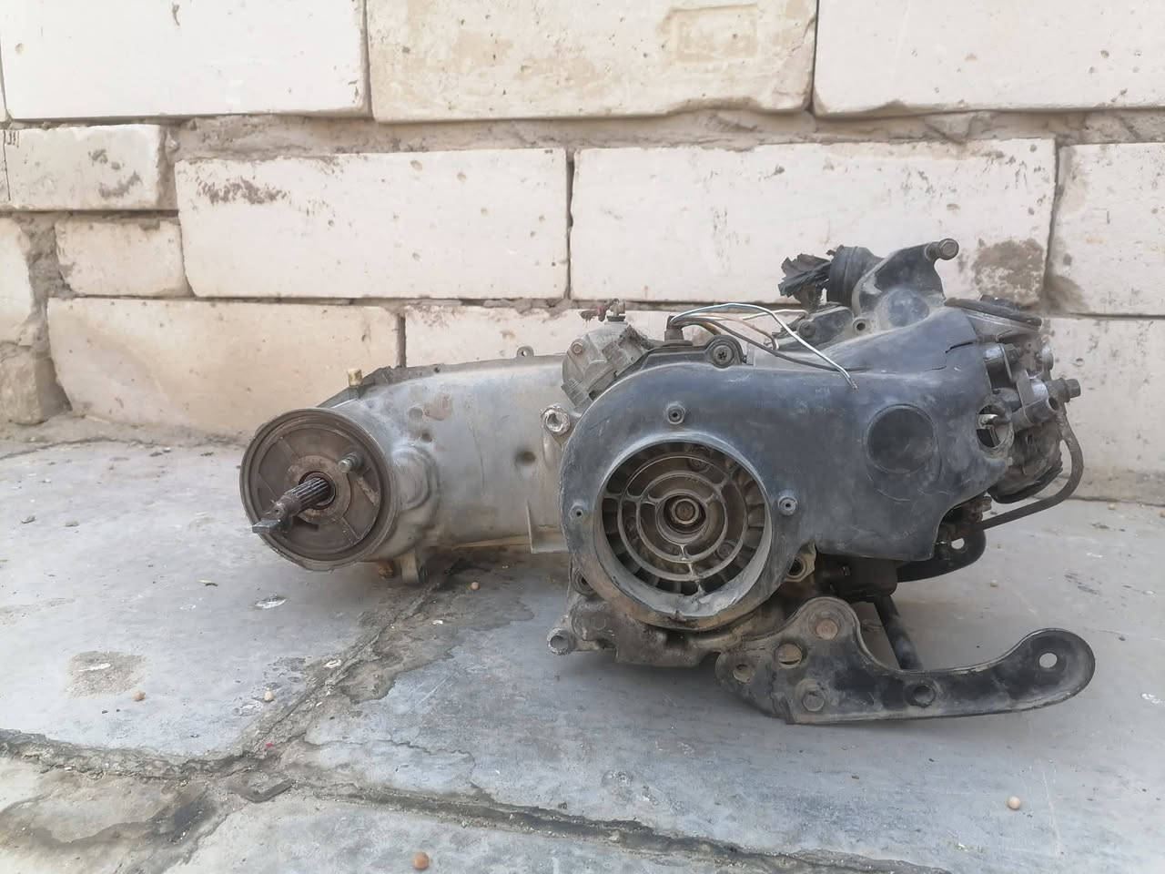 محرك فراشه كايم وقبق الهندر مكسور ابيع كوم حديد مكاني حي العسكري شارع 30
*********** لتصال أو المراسله
