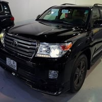 لاندكروزر VXR • محرك ٥٧٠٠ • بدون صبغ