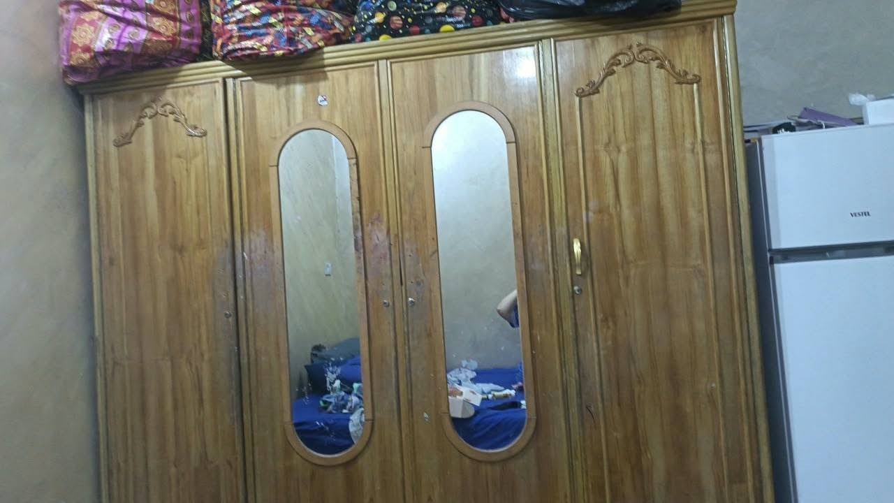 أغراض للبيع • توصيل خاص • واتساب