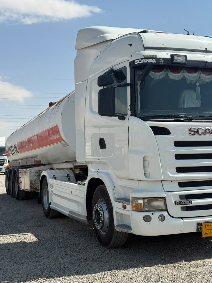 سكانيا للبيع
موديل ٢٠٠٧
حجم ٤٢٠
گير عادى
ريتايدةر
تبريد
 
گير مةكينه اكسل قماره بةشةرت 
شاصى باج

سعر ٣٢٠ مجال 
***********
***********
