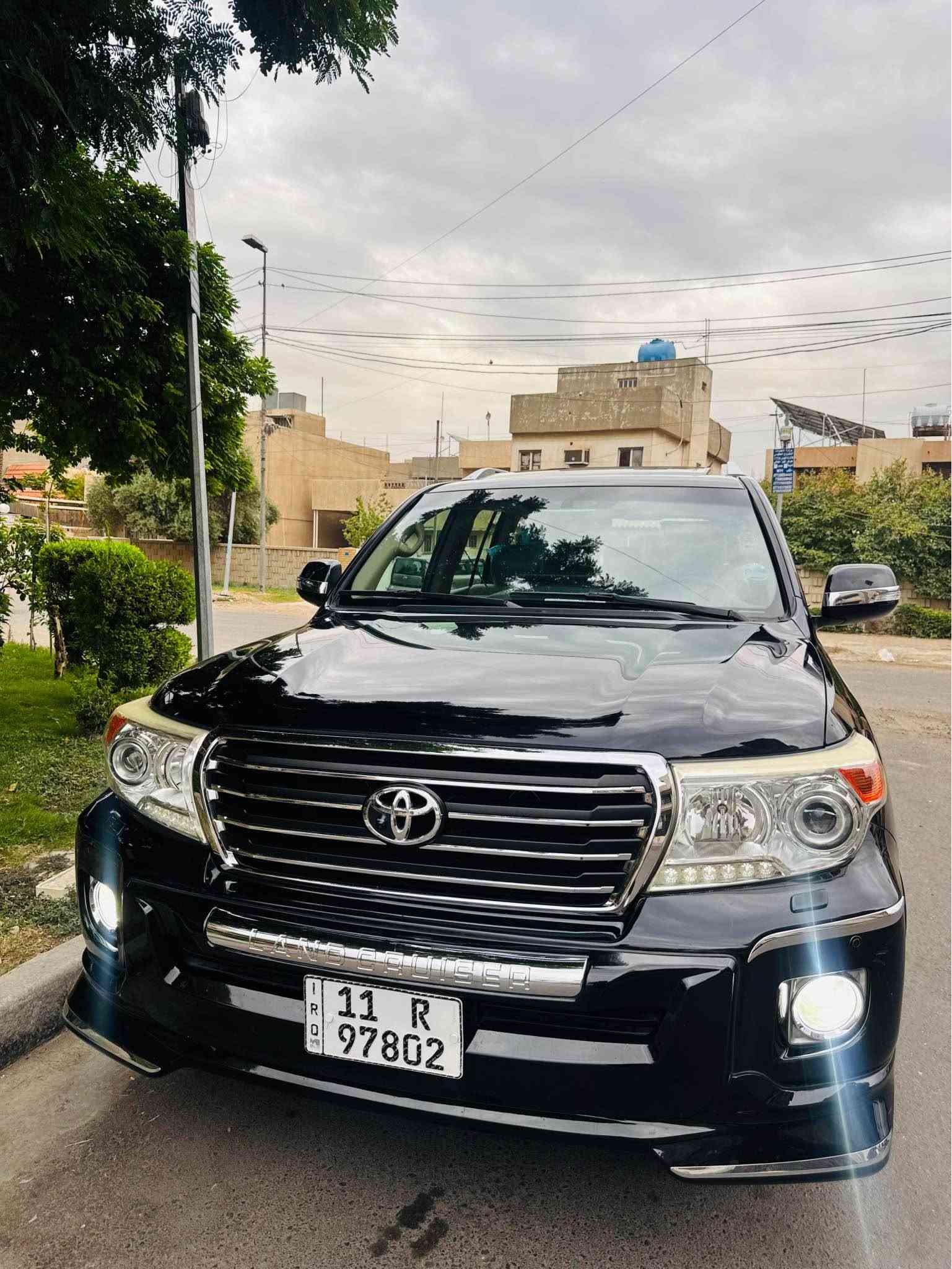 لاندكروز • ٢٠١٥ • رقم بغداد