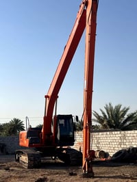 زاكس LC210 • ٢٠٠٦ • ذراع ١٨م