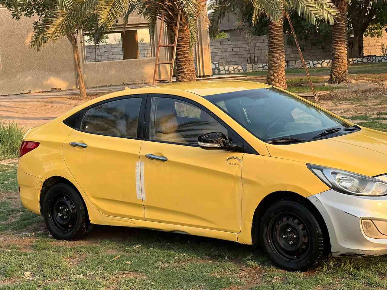 اكسنت موديل 2013 مكينة 1600 ب68 وبيها مجال للشراي ***********
