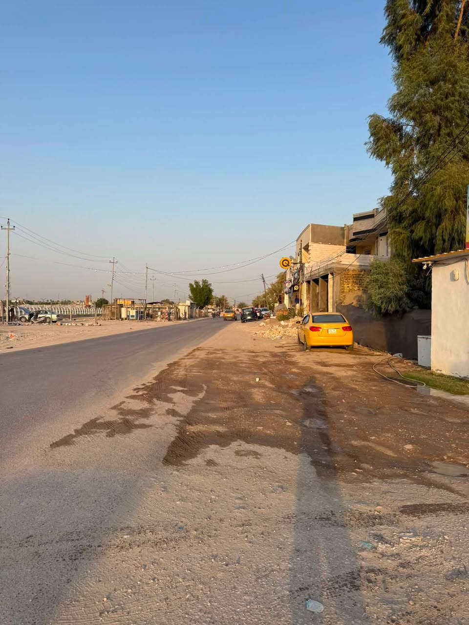 يالله 
السلام عليكم 
يعلن مكتب الوسام الذهبي عن وجود قطعه للبيع مساحته 140م

طابو زراعي 
سند حديث 25
متوفره كافه الخدمات 
قطعه مميزه جدا 
محوله باسمً البائع
العنوان 
حله بابل
زوير الغربي 
شارع اسواق كرز
تبعد عن الكورنيش 100م
وعن جسر بته 300م
تفاصيل اكثر مراجعه المكتب في زوير الغربي 
او الاتصال ع 
***********
او تواصل ع واتس
