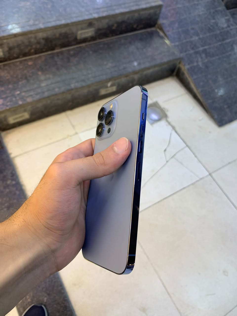 ١٣ بروماكس 
ذاكره ٢٥٦ 
بطاريه ٨٦
جهاز فول نظافه ١٠٠
جهاز مكفول شرط 
للاستفسار خاص او اتص 
***********
