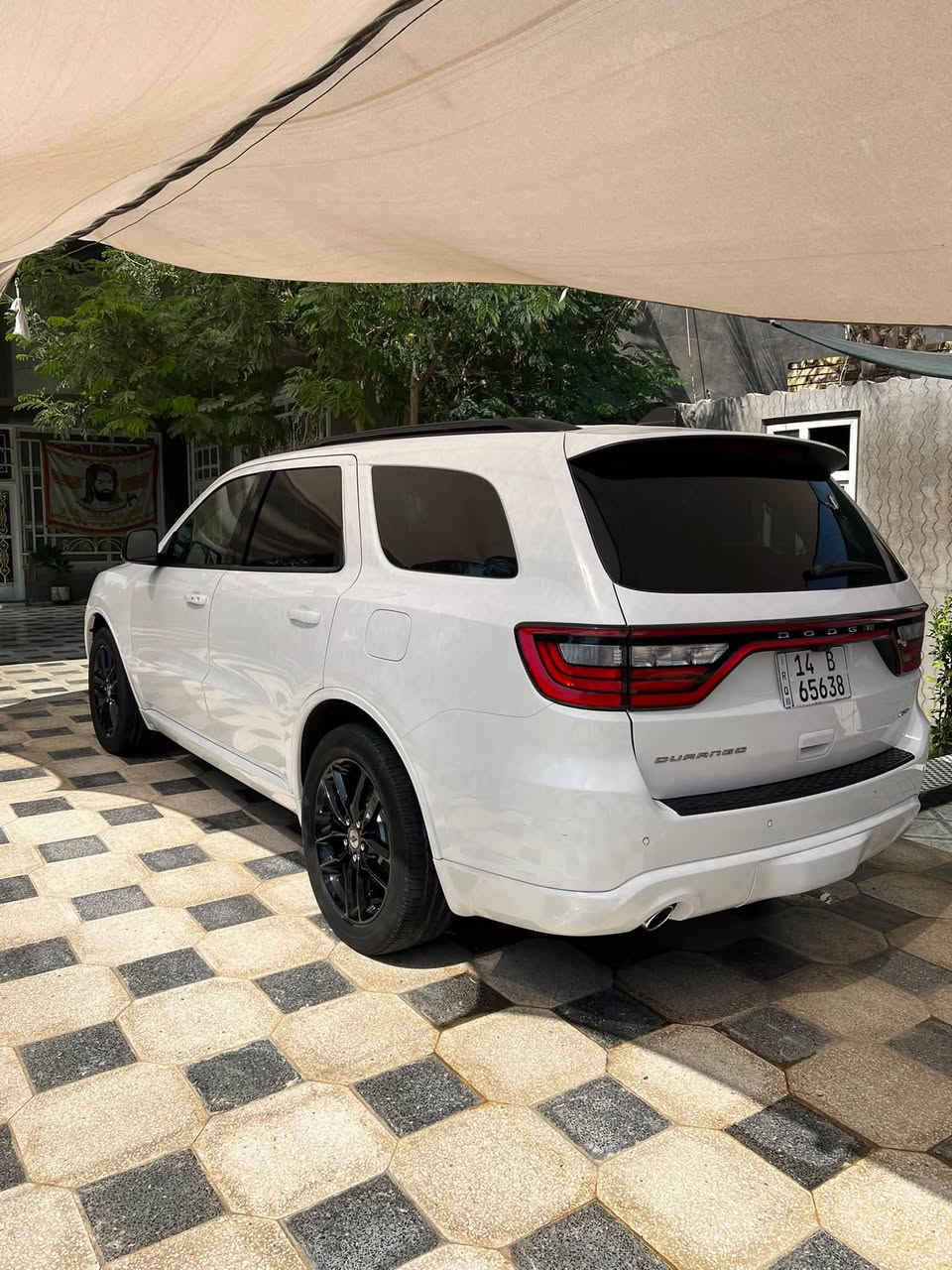 دوج دورانكو  GT PLUS جيتي بلاص اعل مواصفات للخير  رادار
المحرك : V6 . 3.6L .

الموديل : 2024 وارد امريكي دخول جديد . 

🔴السيارة وارد امريكي دخول جديد ضرره بنيد واطراف الجاملغات الاماميه تصليح فقط عل كد التعديل  البنيد مبدل 
اصلي تفصيخ وانصبغ لأن الون ما اطابق

رقم بصره شهداء سنه ونص وتتحول بيه وكاله عامه بأسمك مطلقه 

المواصفات :. 

بصمه +بصمة ابواب + تشغيل عن بعد 

السياره رادار امامي ورادر خلفي

* مصابيح امامية زنون مع اشاره لد .

*مصابيح امامية مع LED . 

* كشافات ضباب بروجكترات LED .  . . 

* شاشة كبيرة 8.4 أنج .

* نضام خرائط GPS . 

* تشغيل عن بعد . 

* ويل قياس 20 أنج . 

* بلوتوث تلفون مع كار بلي شاشة عرض.

فيديو

* محدد سرعة . 

* باب قبق الجنطه كهربائية .

* حساسات مع مانع تصادم خلفي .

* كاميرا خلفية .

* كير شفتات ستيرن 

* مقاعد جلد . اسود امطعم بخيط احمر

* ذاكرة لتخزين للمقاعد الاماميه

* المقاعد الاماميه كهربائية . 

* المقاعد الأمامية والخلفيه تدفئة وتبريد

* تدفئة لمقود السائق . 

* اطفاء وتشغيل اوتماتيكي Auto start . 

* صف ثالث من المقاعد 7 راكب متصل. 

* تبريد 3 قطع 

🔴السعر اتص وتدلل 

المكان : البصره

للاستفسار 

***********

***********  الاثير اتصال واتساب
