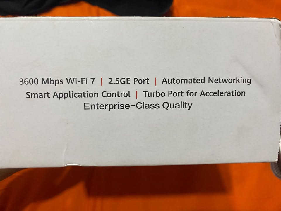 HUAWEI AR180 Plus
للبيع كافة ملحقاته موجودة الجهاز فقط مفحوص
ومشغل ساعات . 
سبب البيع شركة فايبر يكولون فقط راوترات الشركة متوافقة مع بدالاتنا 

السعر 110 قفل مع التوصيل 

 واتساب ***********

نص مكتوب في الصور:
- HUAWEI eKit وصل حديثا راوتر هواوي 7 Wi-Fi Huawei eKitEngine AR180 Plus سرعة خارقة + أداء احترافي للشركات والمنازل المتطورة أهم المميزات سرعة تصل إلى 3600 Mbps (Wi-Fi 7) Dual-Band (2.4GHz + 5GHz) منفذ إنترنت سريع GE WAN 2.5 عدد 4 منافذ LAN Gigabit تغطية قوية وثابتة مع Mesh حماية وأمان عالي (Enterprise Grade) تشغيل صامت بدون مروحة المواصفات استهلاك طاقة منخفض: 7W فقط أقصى استهلاك: 13W يدعم العمل المتواصل بكفاءة عالية تصميم أنيق مناسب للمكتب أو الجدار يتحمل درجات حرارة من 0 إلى 40C مثالي لـ: الكافيهات الشركات والمكاتب الاستخدام المنزلي المتقدم الشبكات الكبيرة 3600 سرعة تصل إلي Mbps Wi-Fi 7 Dual-Band (2.4GHz + 5GHz) 1 x 2.5GE WAN 4 x GE LAN