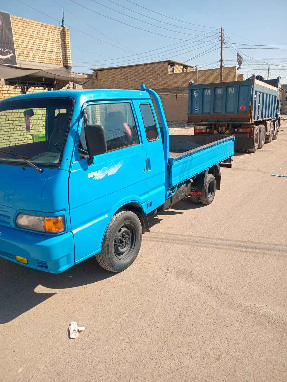 سلام عليكم كيا للبيع موديل 95 رقمها بغداد مكانها بغداد سعر  ٥٥   ***********
