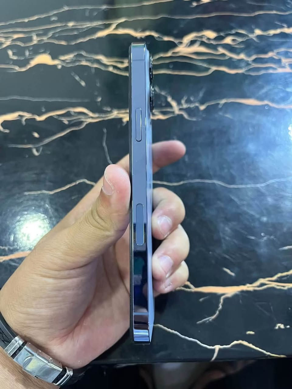13 برو ماكس
ذاكر256
نموذجM
تك شريحه
بطاريه100
مسبدل بطاريه +شاشه فول سلاسه 120 هيرتز سعرو510 وبي مجال  رقمي***********
