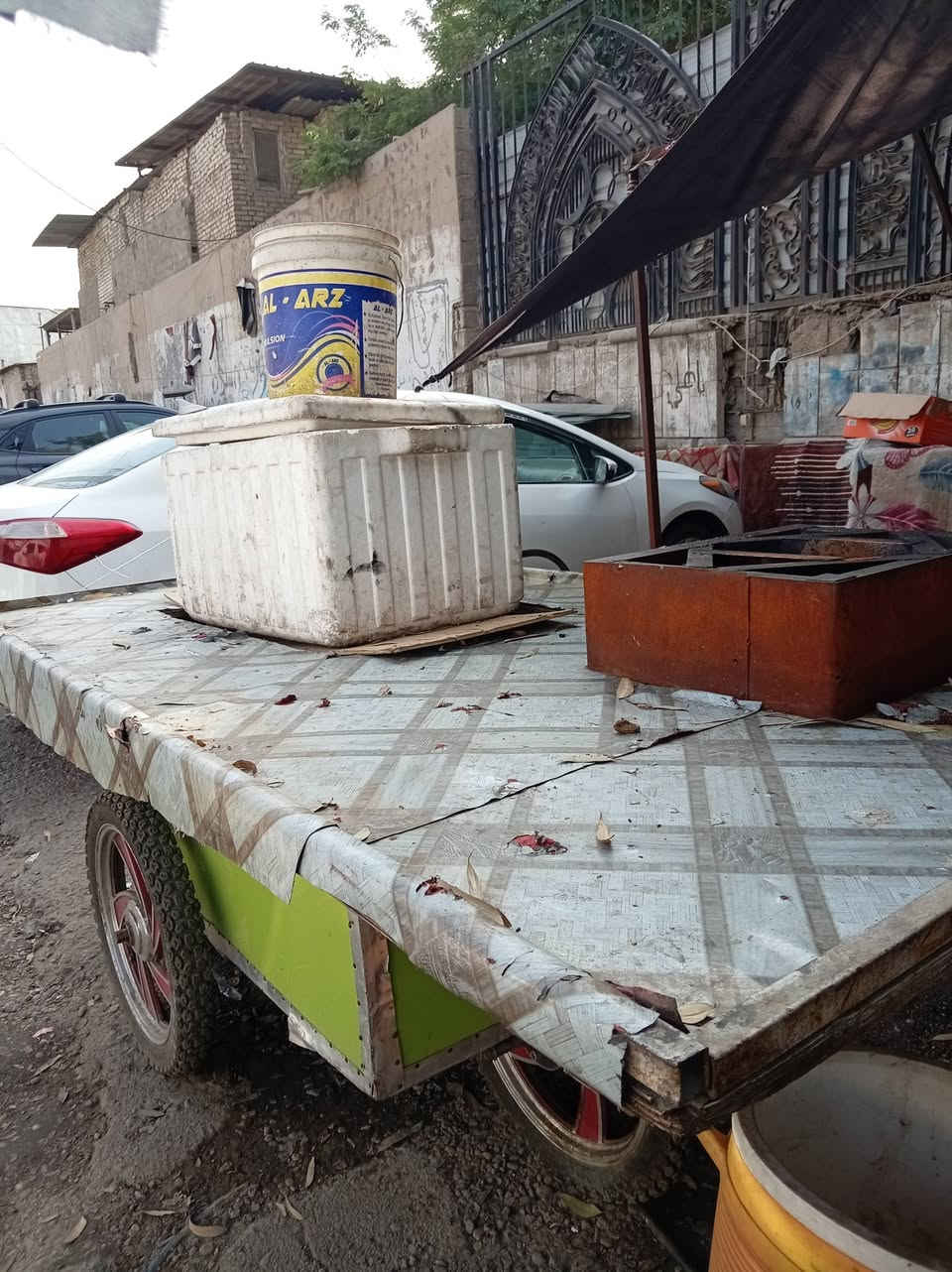 عربانه اكل • باب الشيخ • مقبرة الغزالي