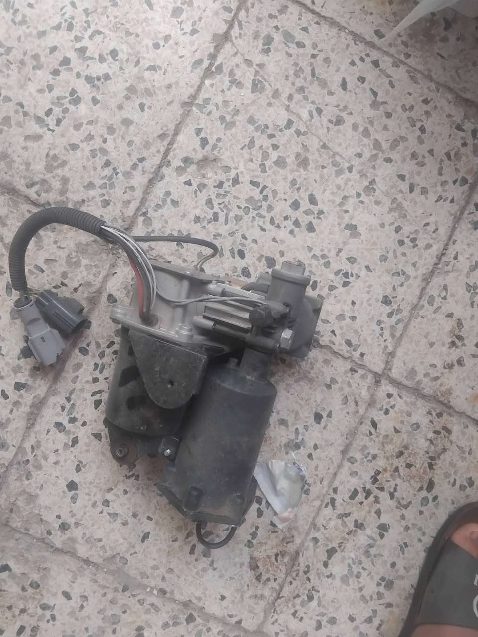 اللبيع السعر على خاص توصيل عندي ***********مكان كوت
