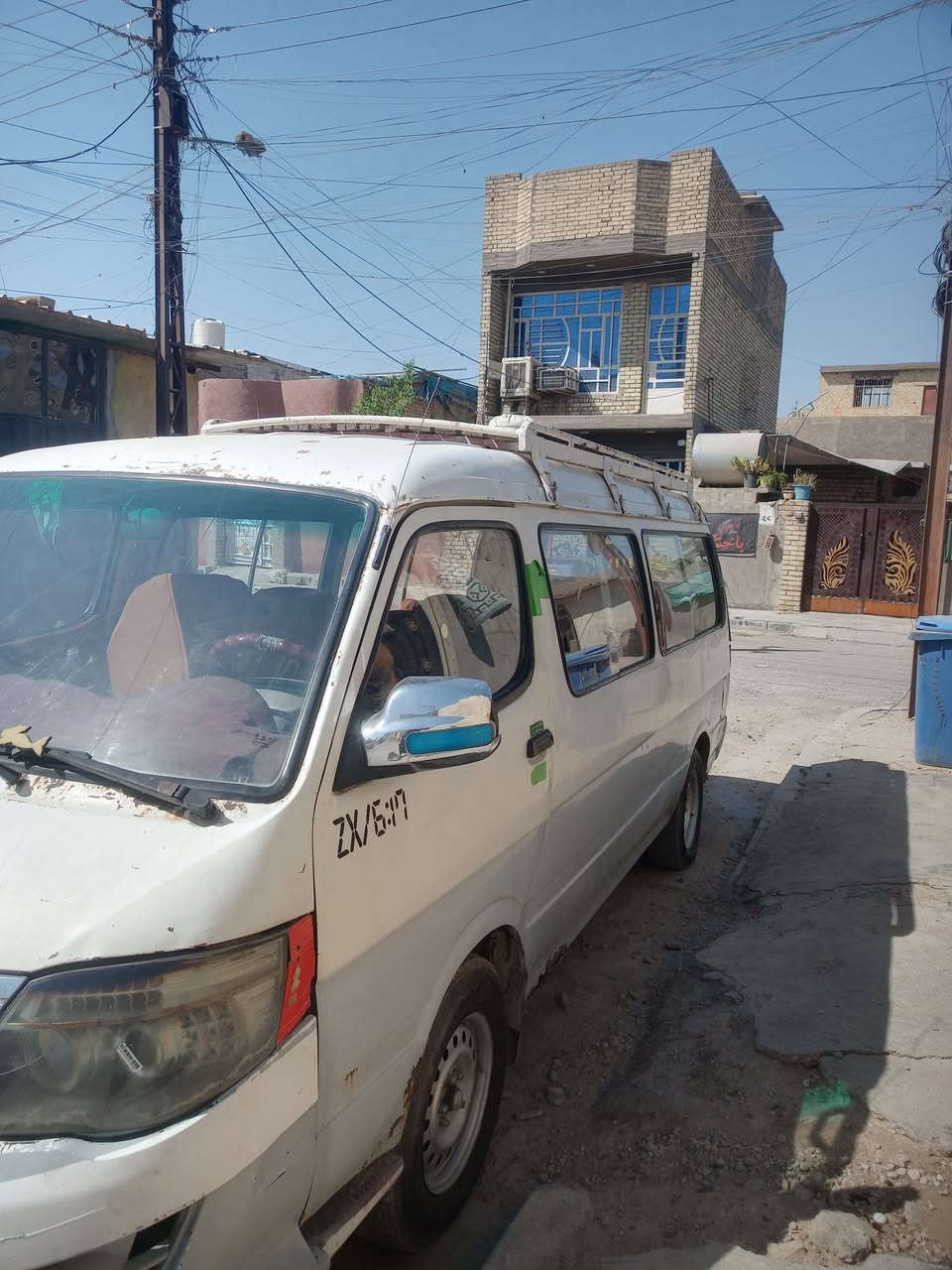 سيارة فتون للبيع مديل ٢٠١١ رقم بغداد باسمي هيئة وغرامات مصفرة مكينه كير اكسل صدر مكفول  دشبول جديد غرفه نضيفة بيهة خيسات فقط ذيول *********** مكاني بغداد
