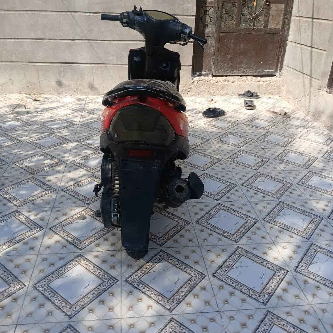 ماكس عدلا مكينه مفتوح ولفات فقط دراجه علا وضع البلاد كلشي ما مبدل بيها
شغاله كهربائيات سلف هندر دراجه شغاله من طول للطول بيع 

او مراوس بوليس او منغولي  

الدوانيه قضاء البدير ***********
