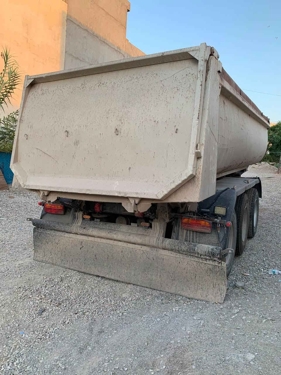 بۆدی ئەڵمانی دنگیر گەورەpbp  eco plus  وەزنی سوکە   بۆدیەکە بەجیا ڕەقەمە  یەک هەفتە ڕەقەم کراوە ڕەقەم دهۆکە 
کامل  تایە لۆک دنگیر و طاس و بەنس تازەیە  ئەشیای گەنمی 
 لەگەڵدایە  بۆدیەکە حازرە بۆ ئیش  دووقاچی jost ی تازەی لەسەرە.  
 واتس ئەپ *********** 
 واتس ئەپ ***********
